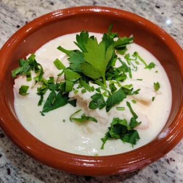 Store rejer i hvidløgscremesauce