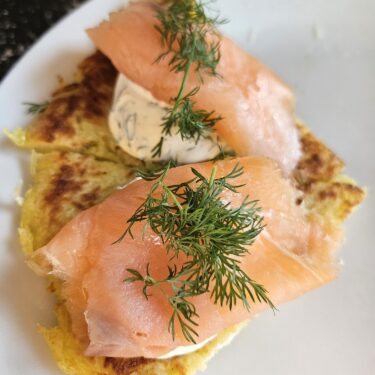 Kartoffel Latke med laks