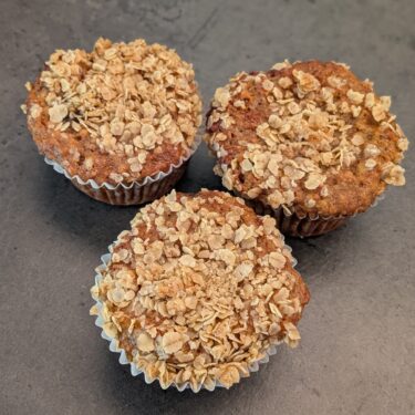 Græske Yoghurtmuffins med Havregryn og Chokolade